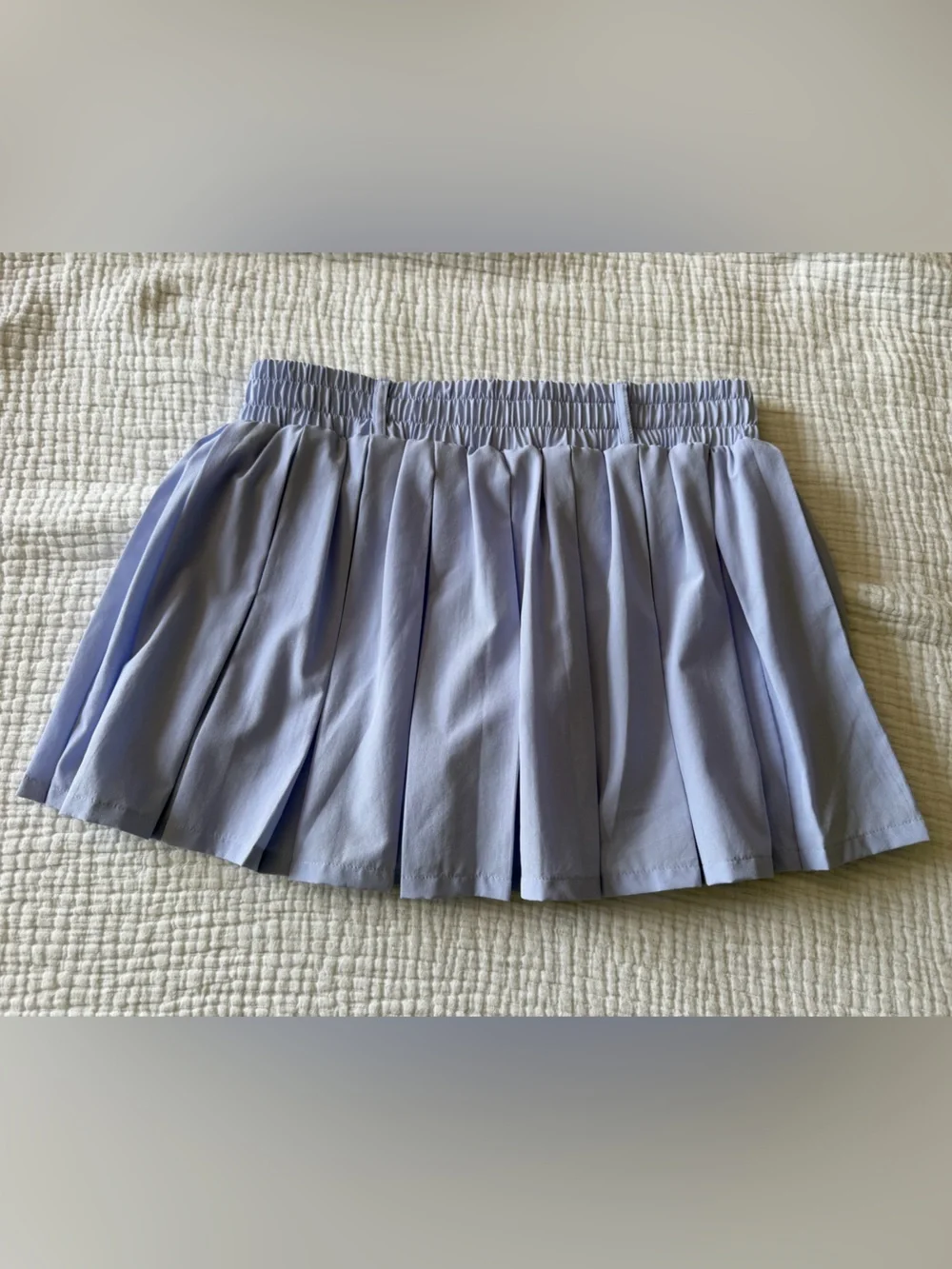 ALO Yoga light blue